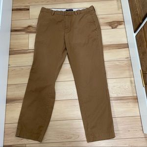 Banana Republic - Men’s Emerson Chino Pants - Tan - Size 32W x 30L - 100% Cotton